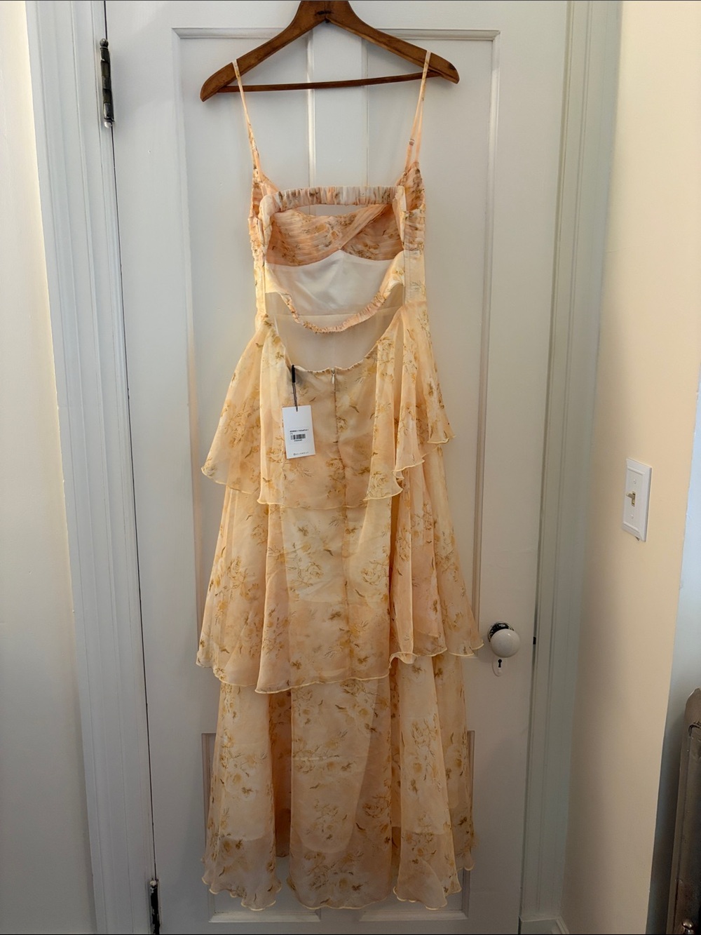 NWT HELLO MOLLY SUN SHINING THROUGH MAXI FLORAL DRESS YELLOW | SIZE L - Picture 5 of 9
